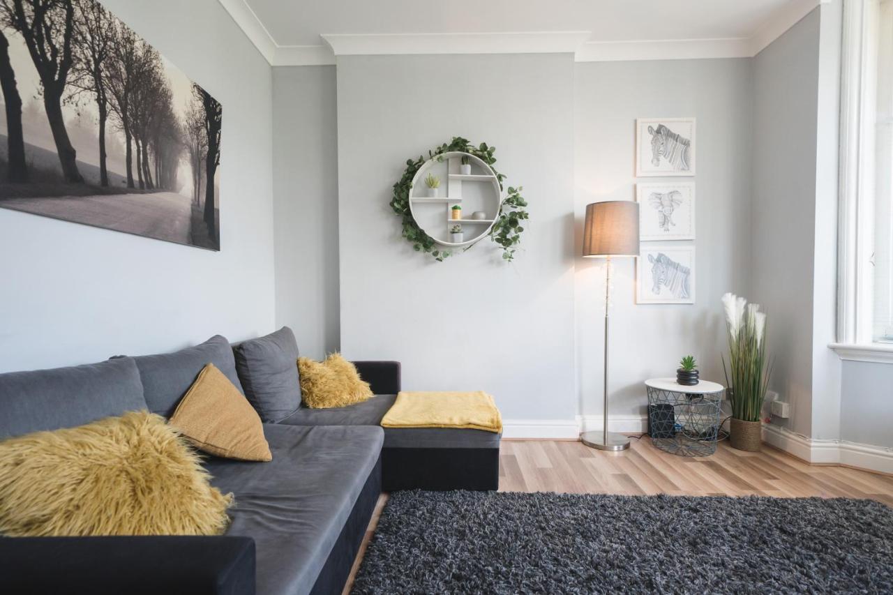 Luxury Apartment In Борнмут Экстерьер фото
